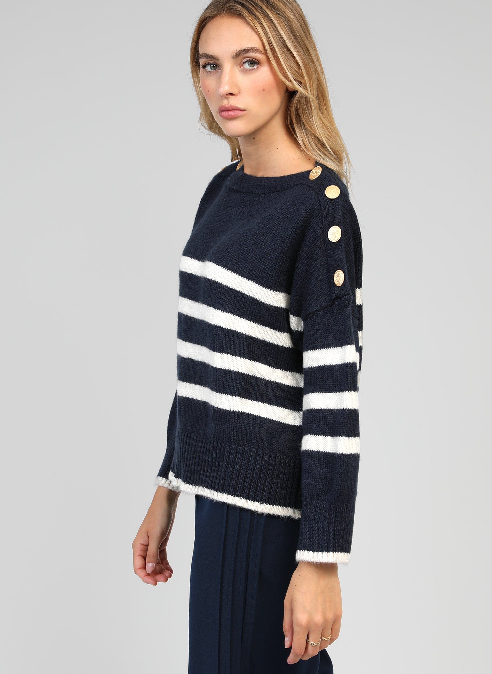 PULL LOTEFI marine