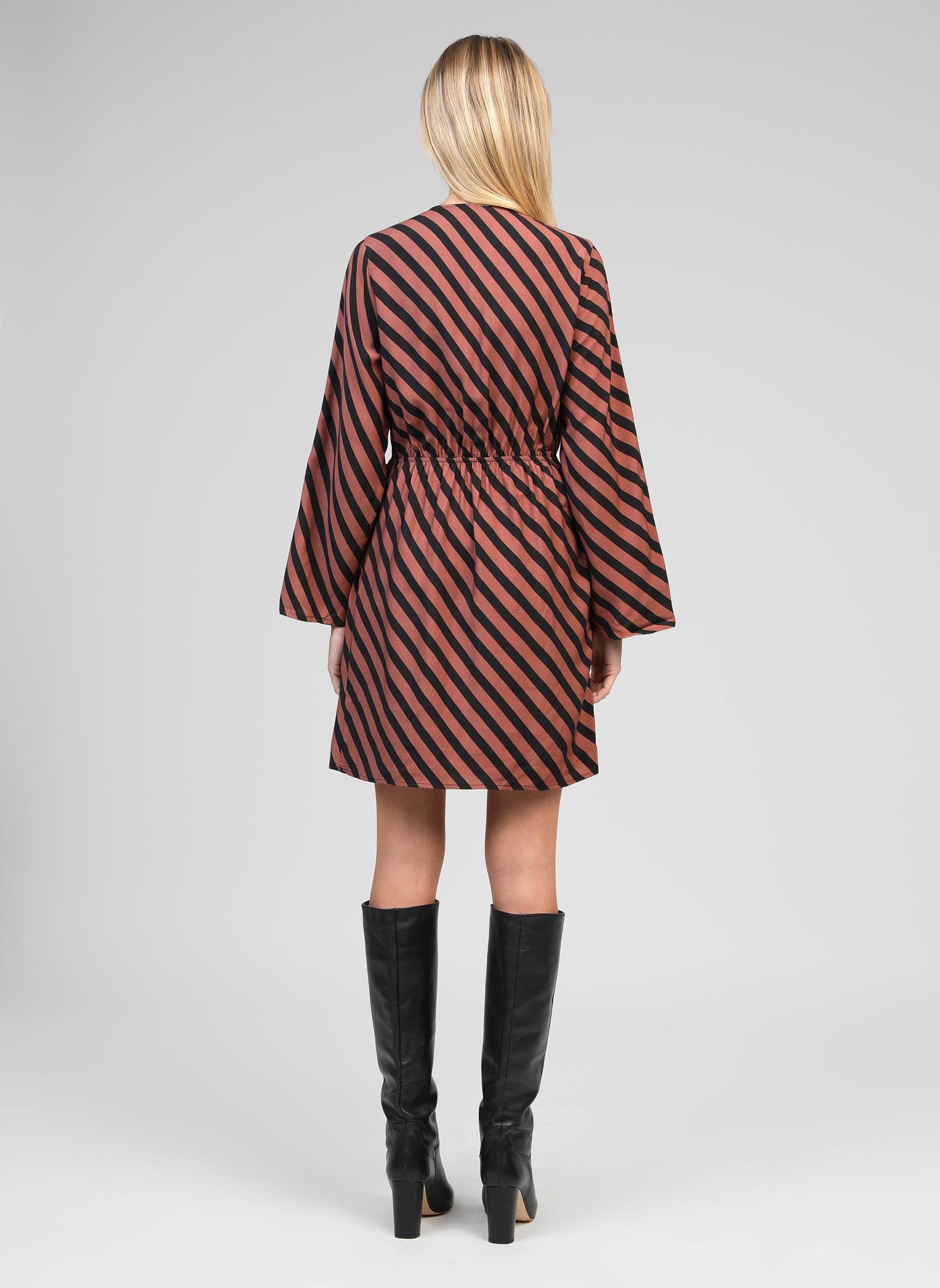 ROBE COURTE METALY stipe chocolat