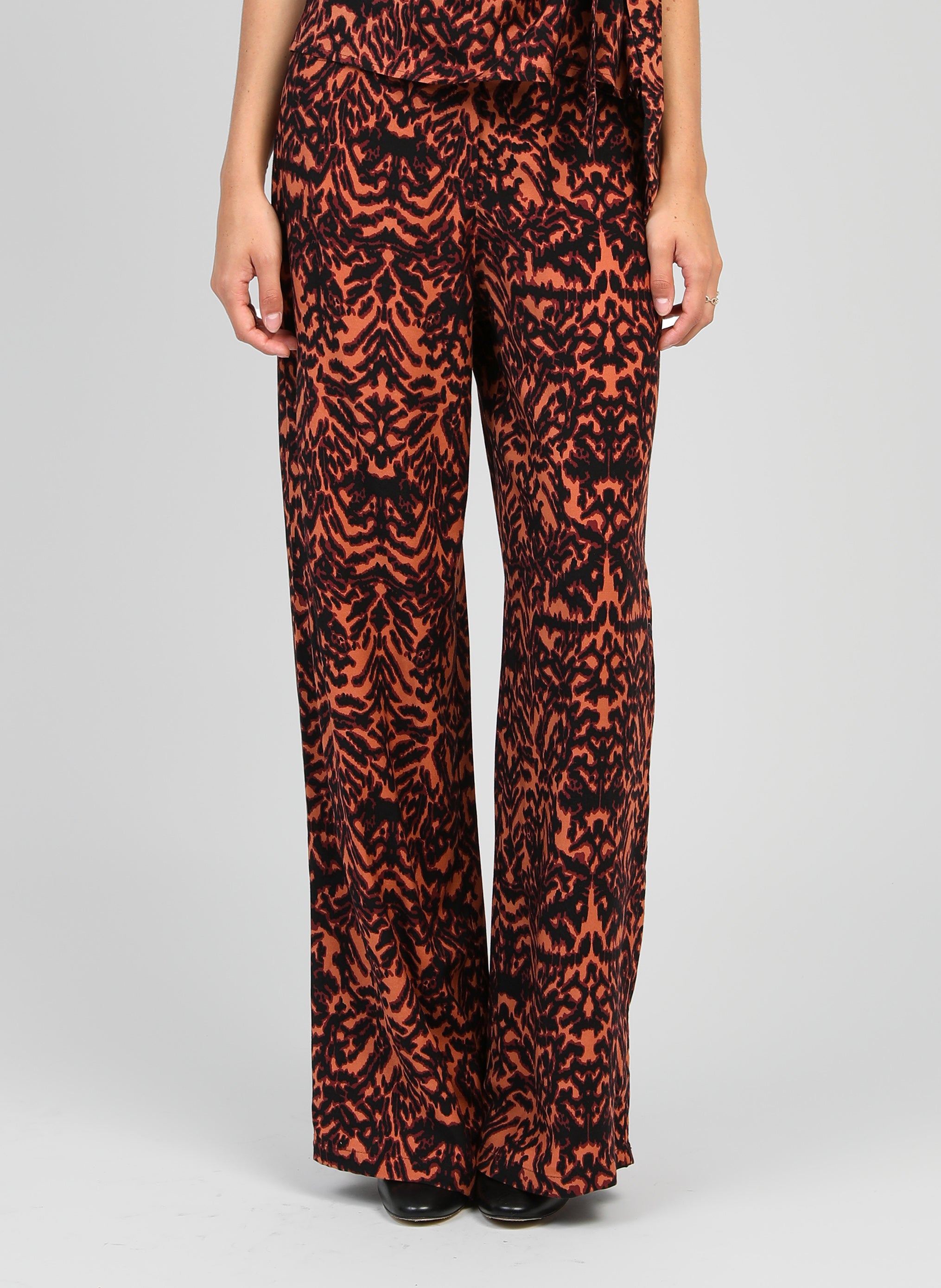 PANTALON PHLORA graphie bordeaux