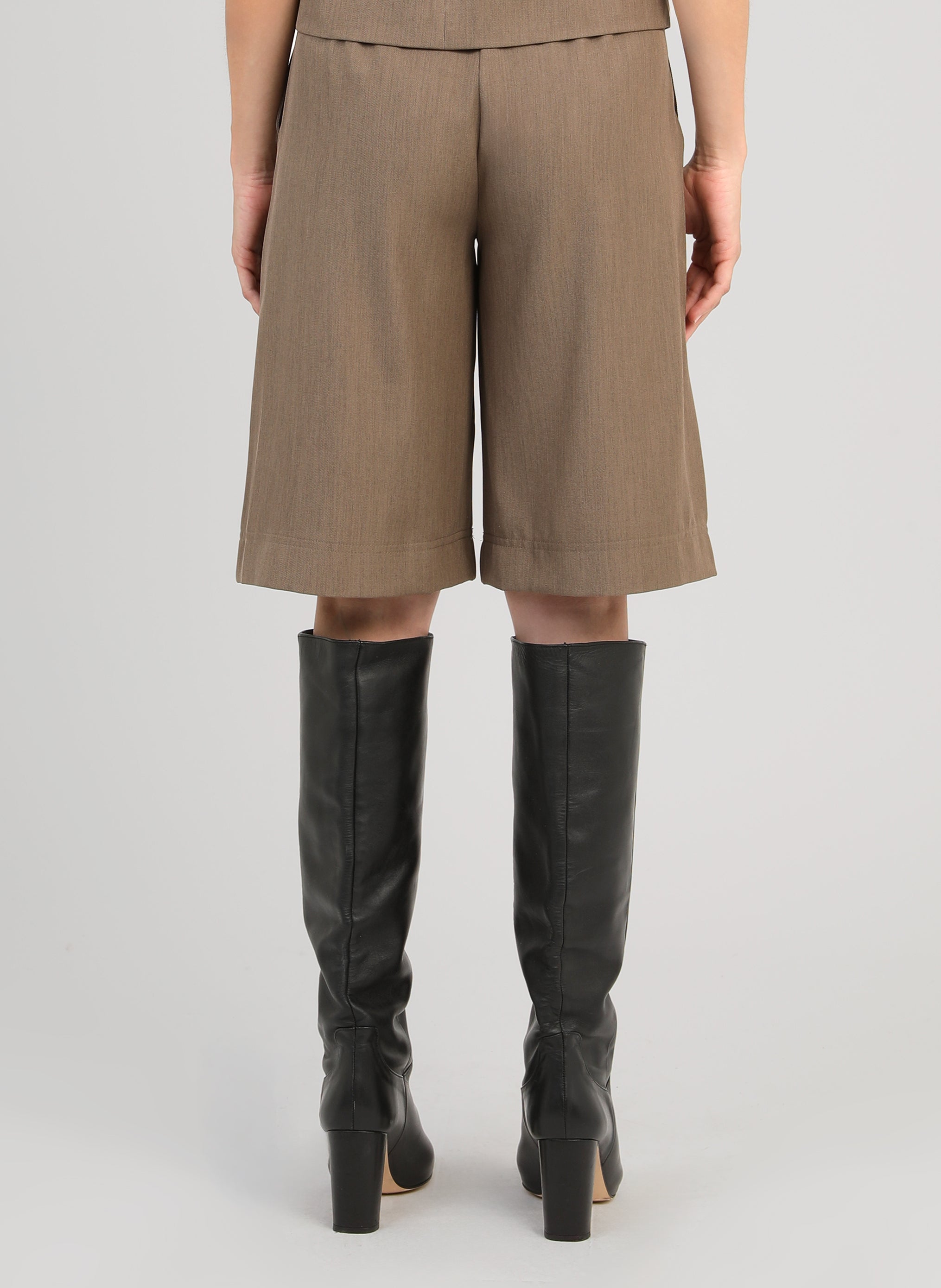 BERMUDA POZITA taupe