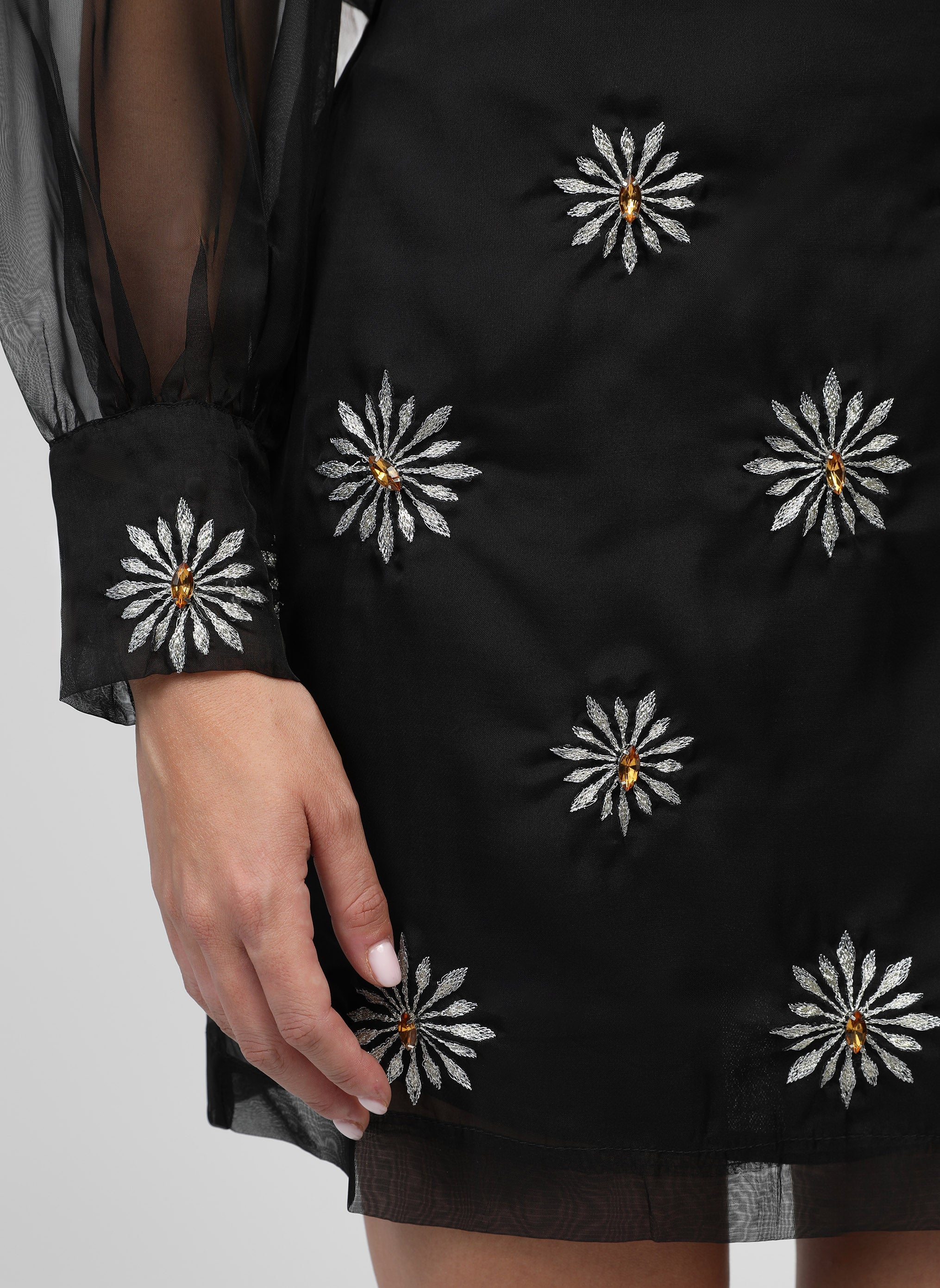 ROWELA FALDA CORTA negro