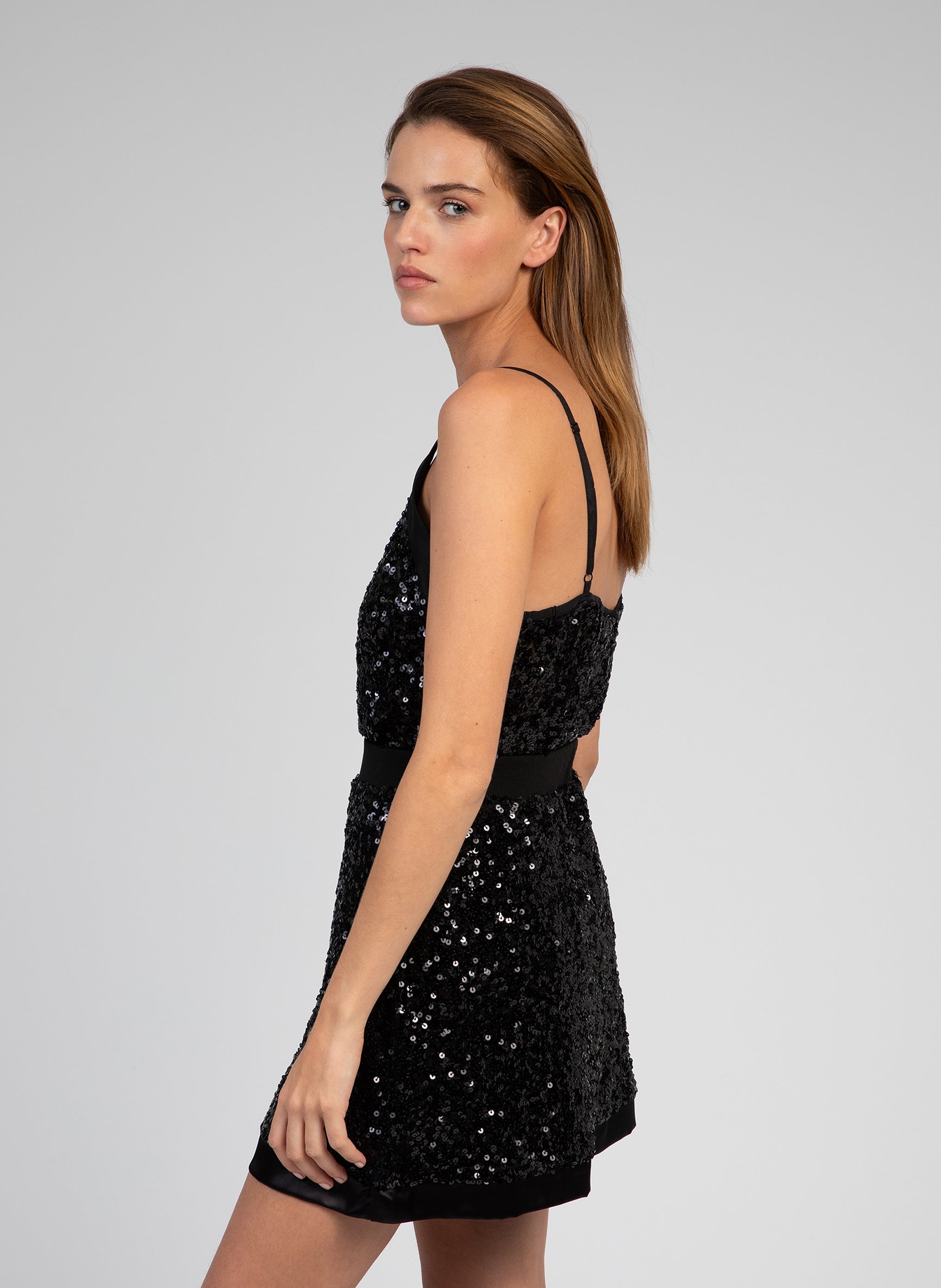 ADONIS negro DEBARDEUR