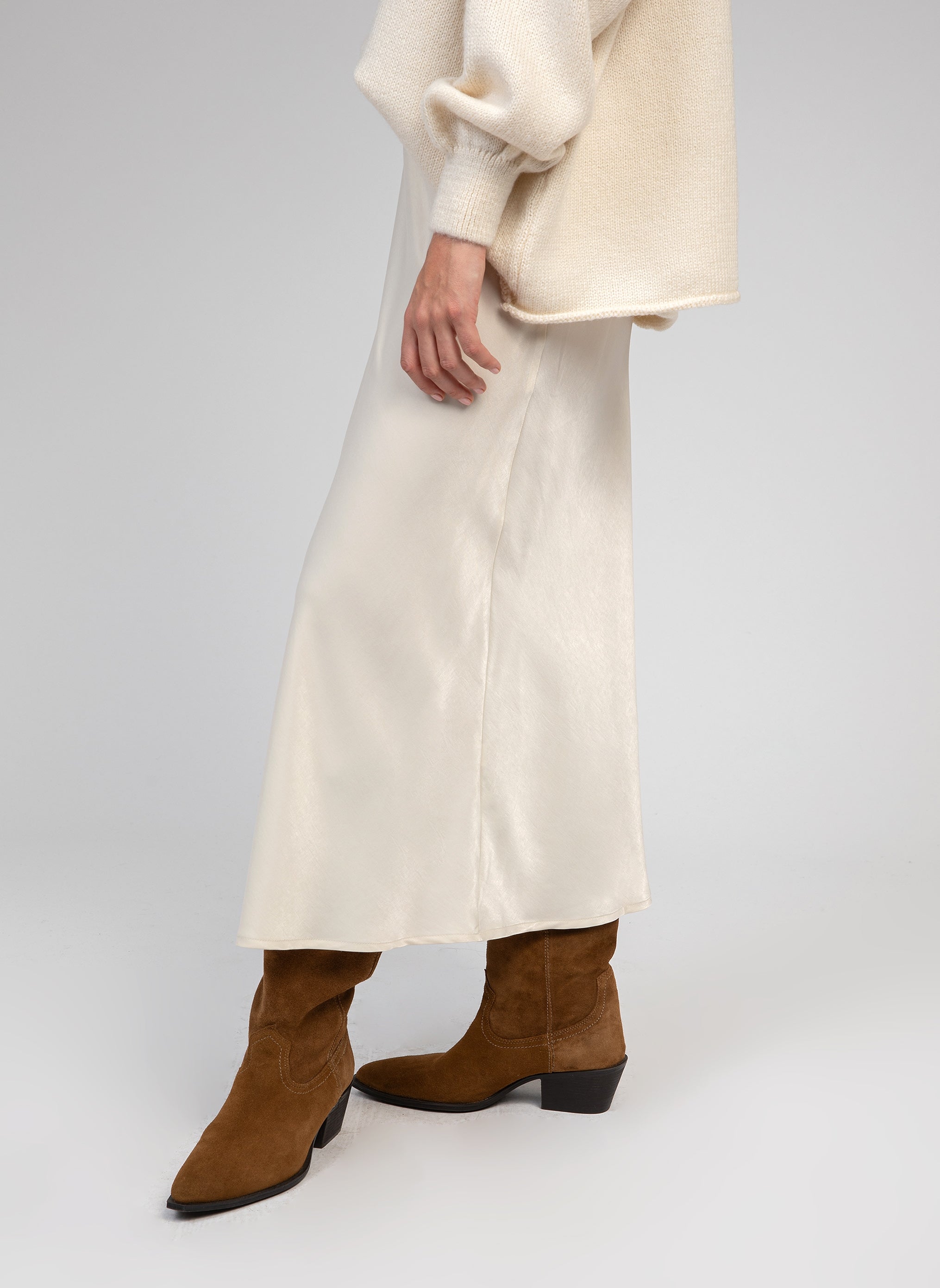 FALDA GALVINA MIDI crudo