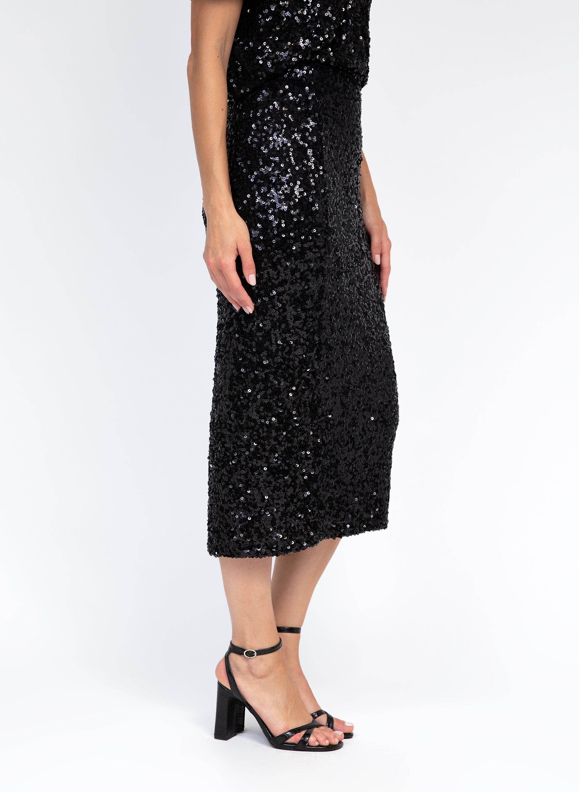 JURYLA falda midi negra