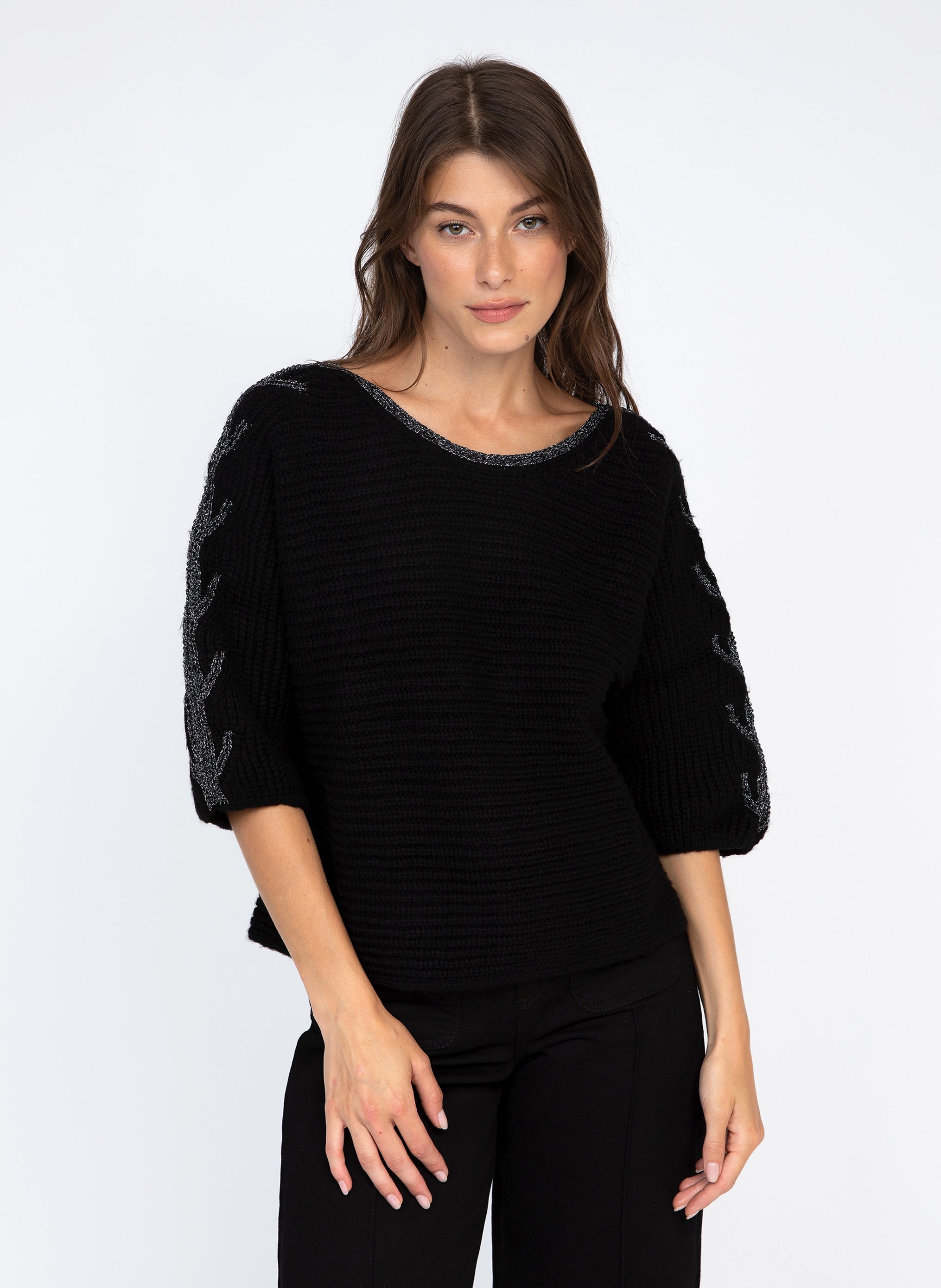 PULL LASHANI black
