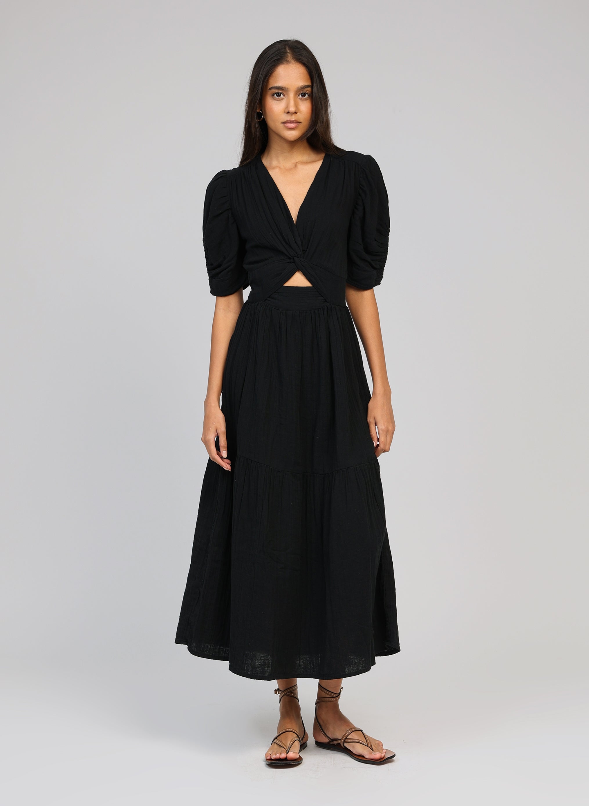VESTIDO ODOUMA MIDI negro