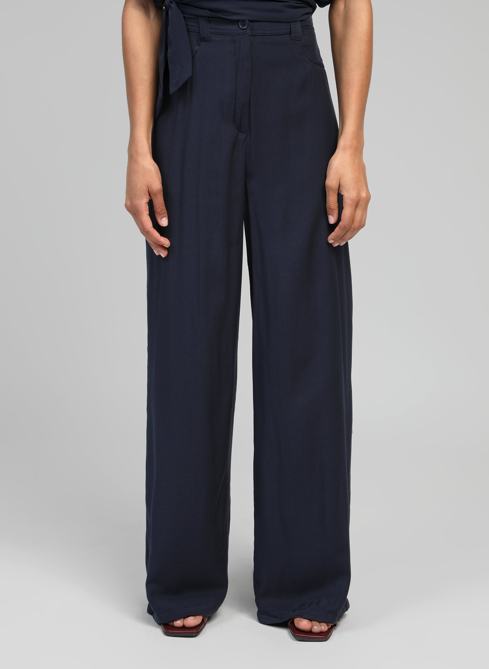 Pantalones PHOEBELANE azul marino