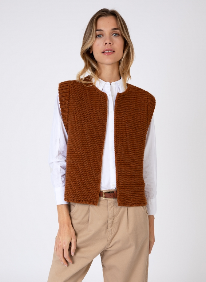 Sleeveless knitted cardigan LEGRINGO  - 34