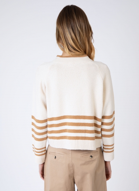 Soft and warm VICENZO striped sweater  - 9
