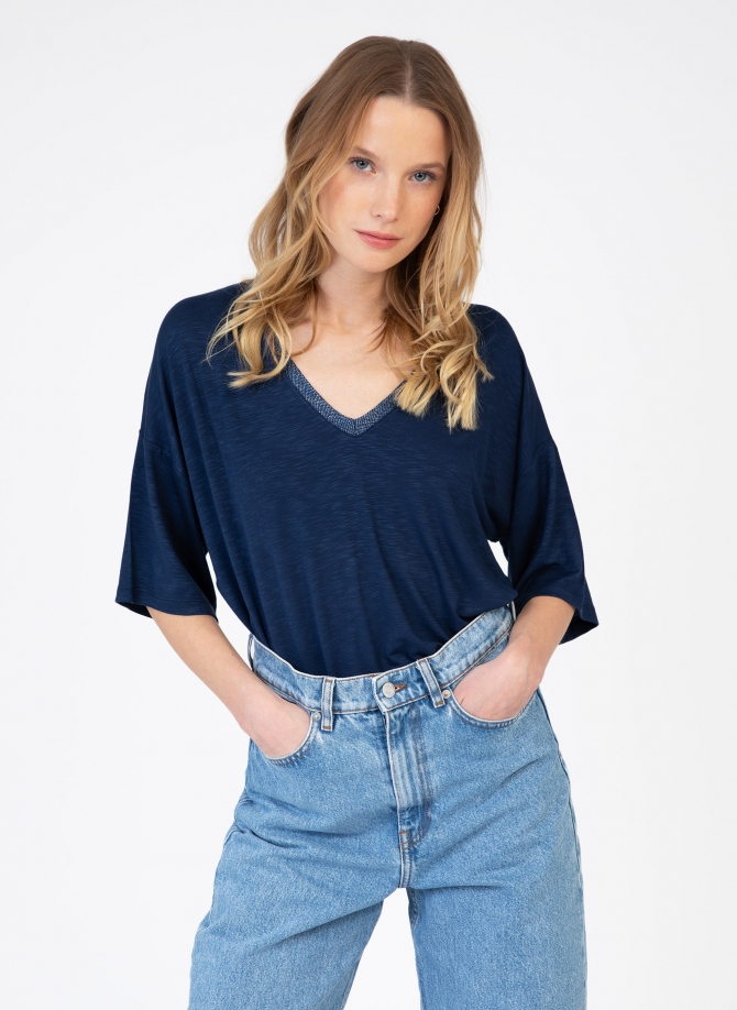 OVERSIZED T-SHIRT WITH SHINY COLLAR TAYANA