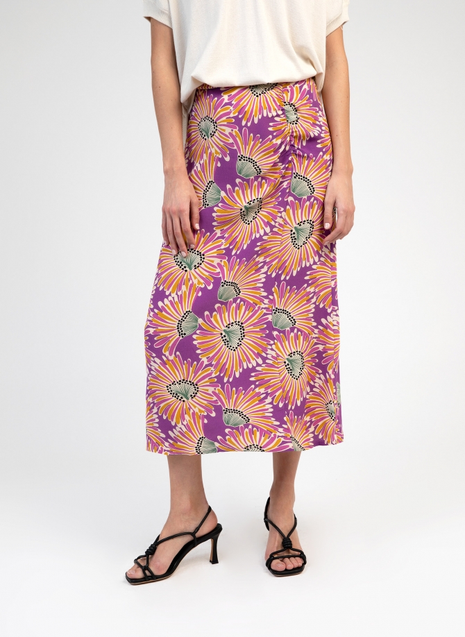 SKIRT WITH A STRAIGHT CUT GARILO