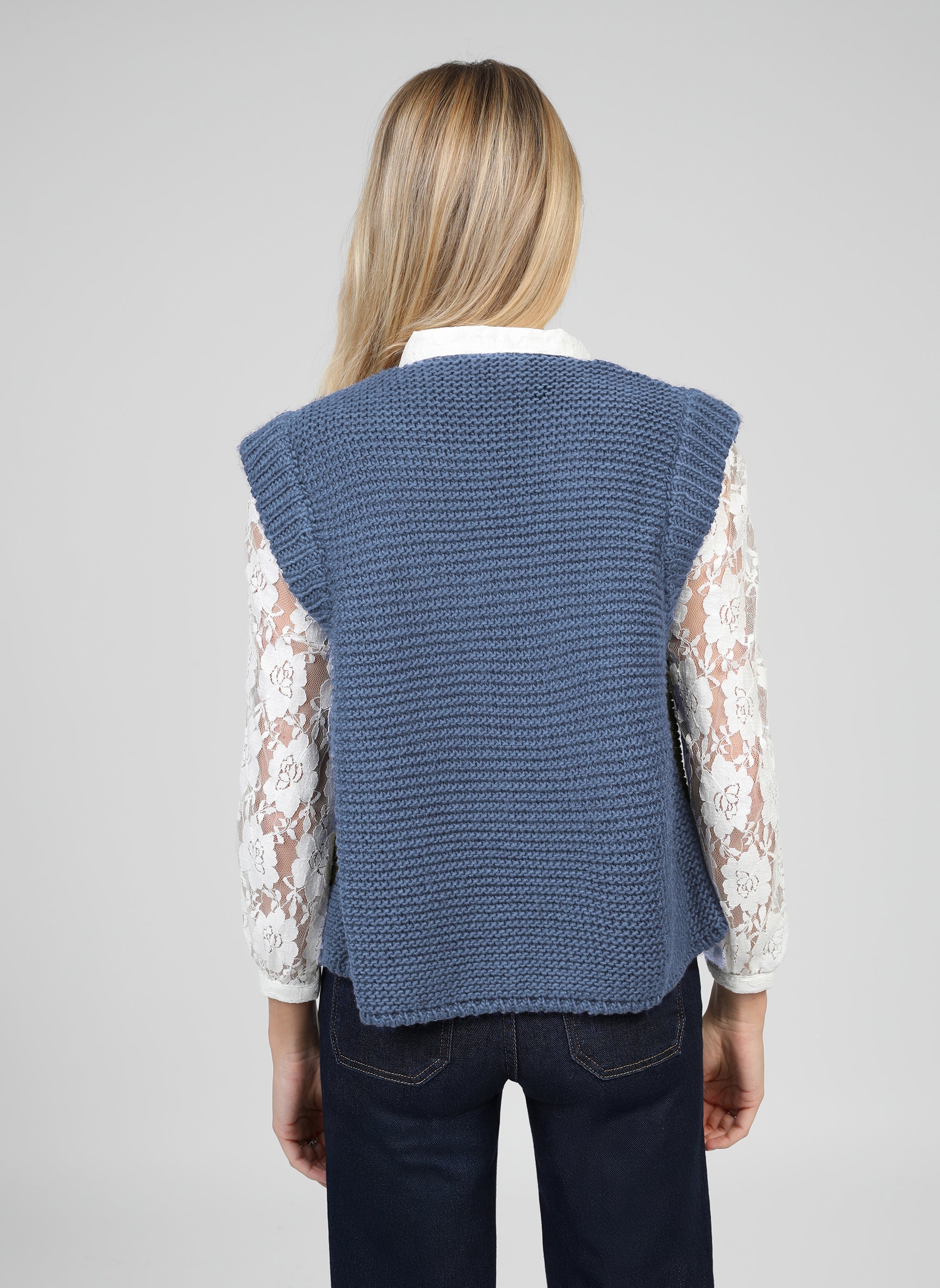 LEGRINGOU SLEEVELESS CARDIGAN in indigo