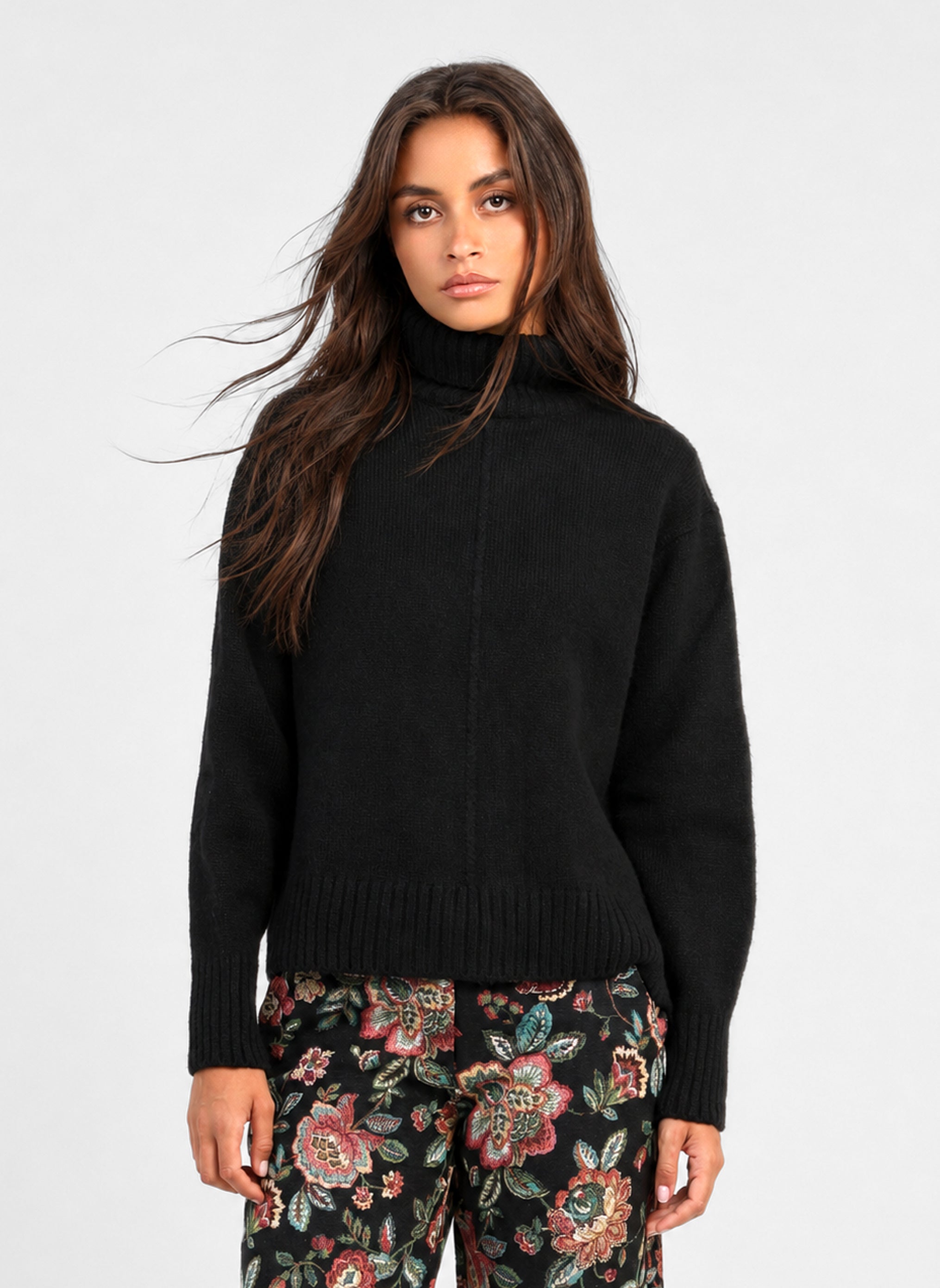LIPY PULL black