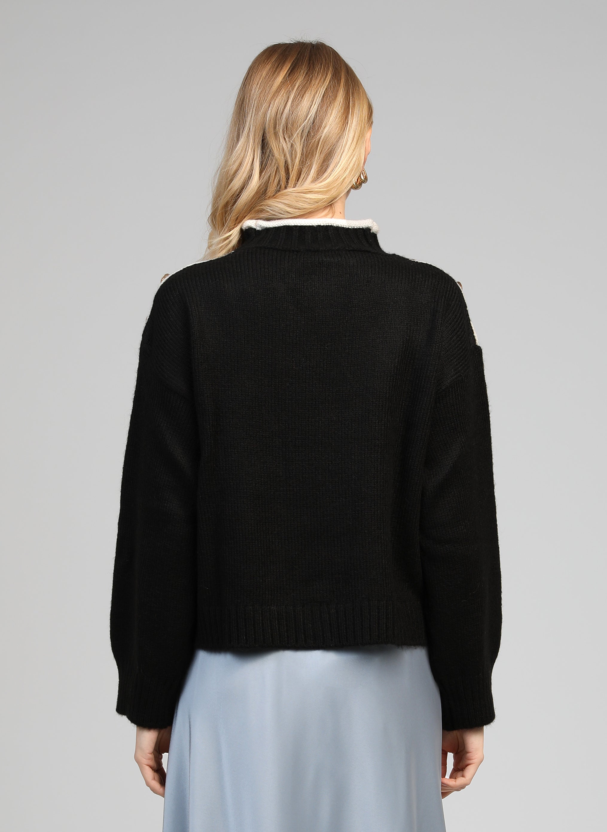 PULL LOUKI noir